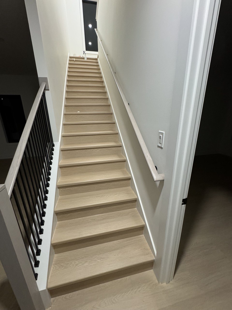 Trim, Paint & Finish Carpentry photo 1