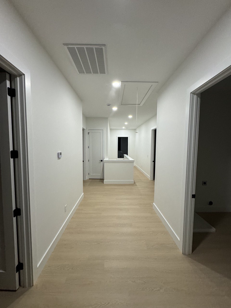 Trim, Paint & Finish Carpentry photo 4
